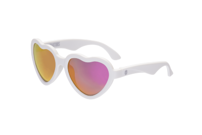 Солнцезащитные очки Babiators Limited Edition «Сердечки» Солнцезащитные очки Babiators Limited Edition «Сердечки» — уникальные детские солнцезащитные очки, которые невозможно сломать или потерять!